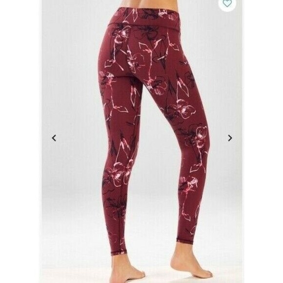 Fabletics Salar Powerflex Leggings XS 7/8 Versilla Black Cherry NWT B76 - Picture 2 of 7